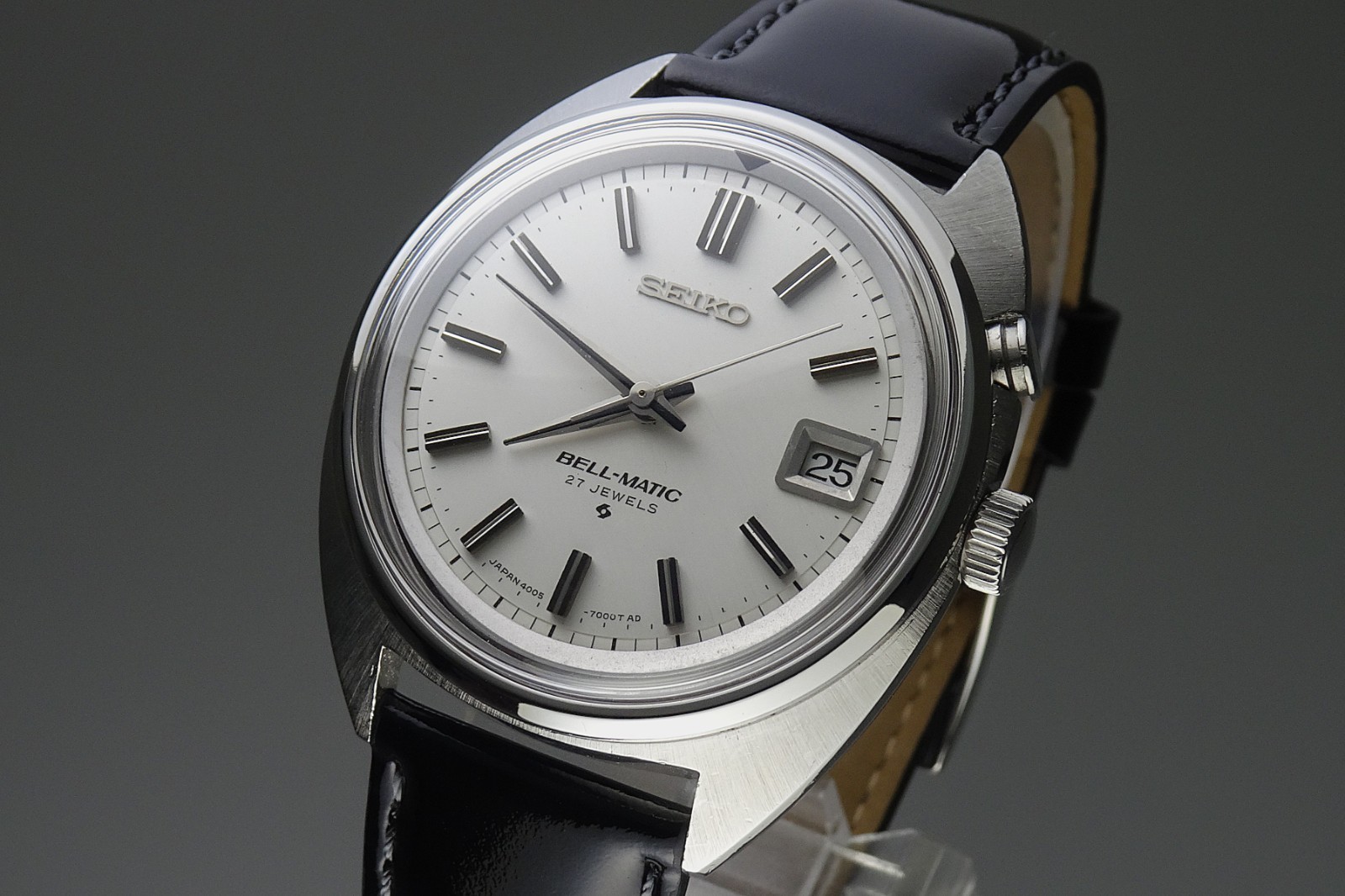 Vintage 1968 JAPAN SEIKO SEIKO BELL-MATIC CALENDAR 4005-7000 27Jewels Automatic.