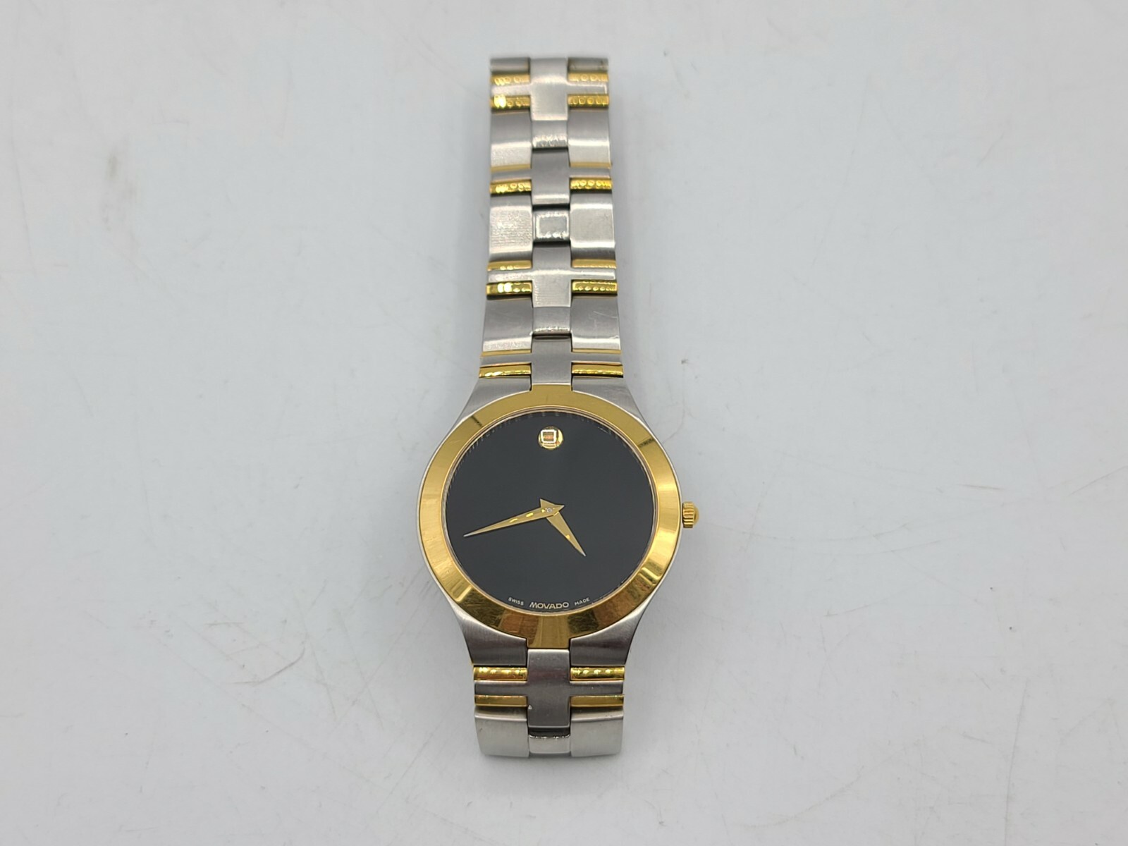 Movado 81 G2 1899 Black Dial Two Tone Stainless Steel Men’s Watch -USED- W72