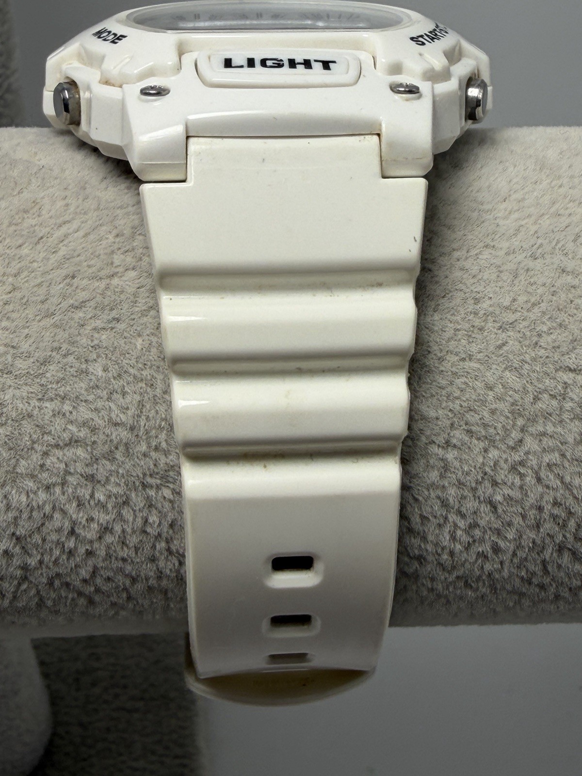 Casio Illuminator W-214HC Alarm Chronograph New Battery 42MM 8.5″ White Band