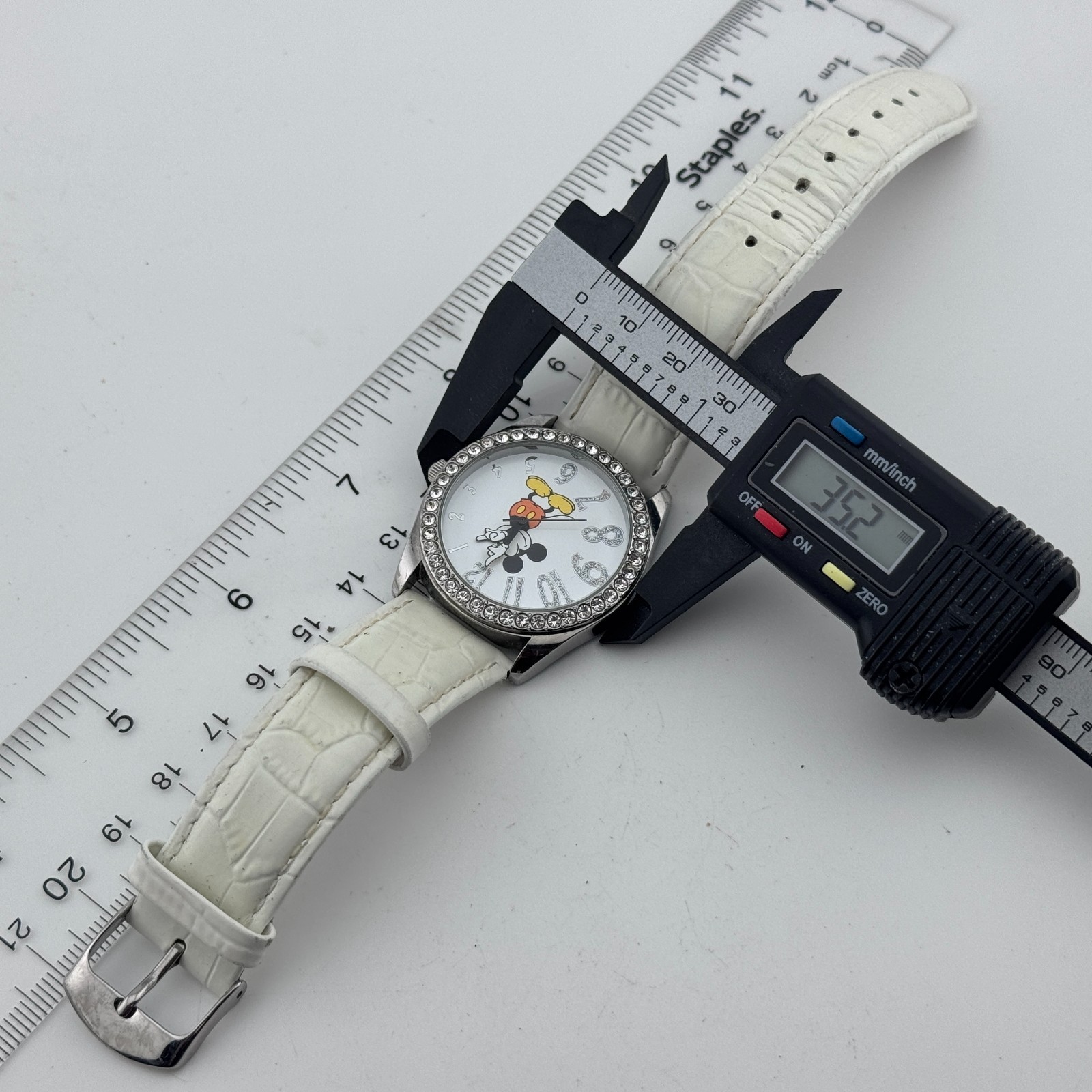 Disney Parks Quartz Watch Men Silver Mickey Dial Rhinestone Analog New Battery