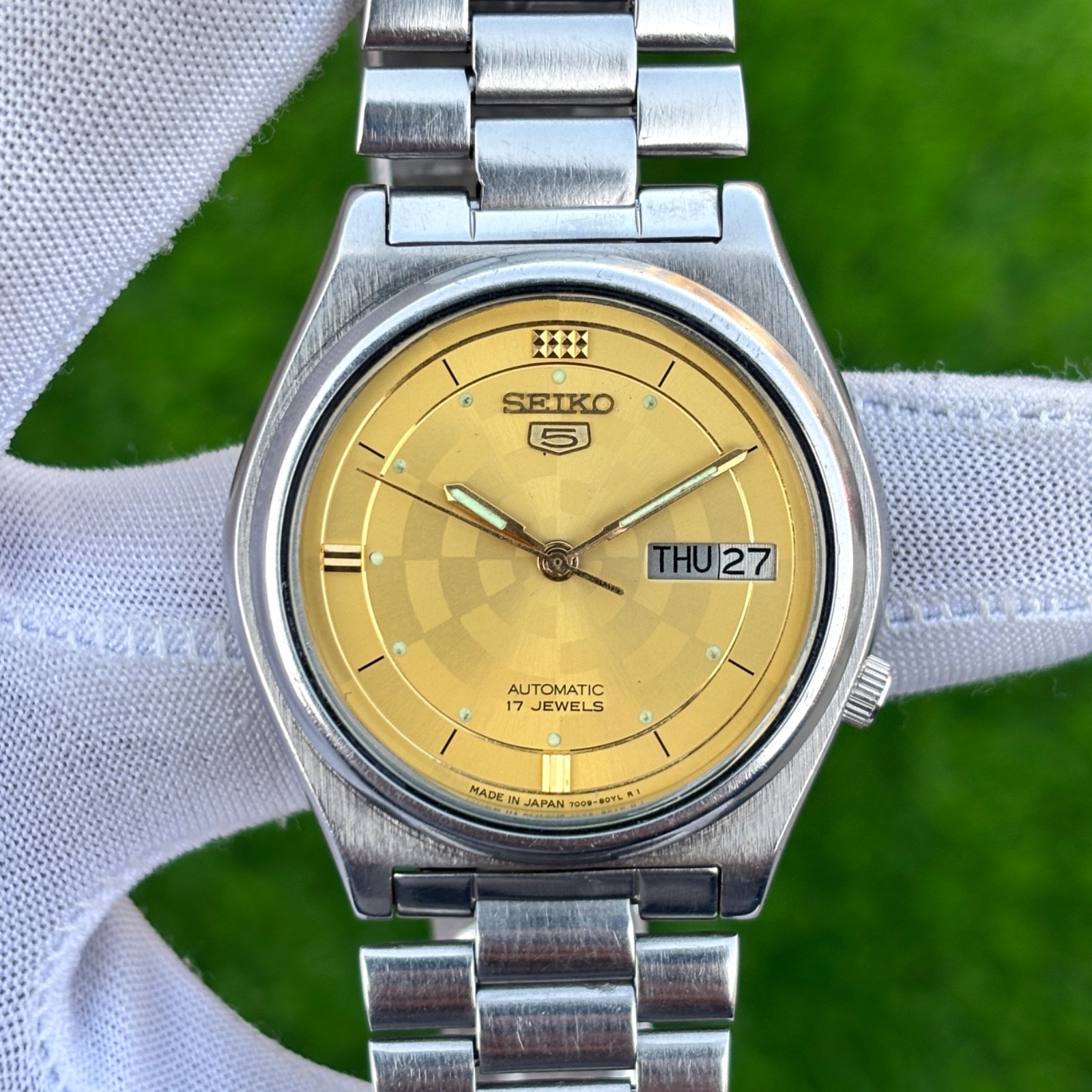 Vintage Seiko 5 Golden Sunburst Dial Automatic Japan Made Men’s Watch 7009-3171