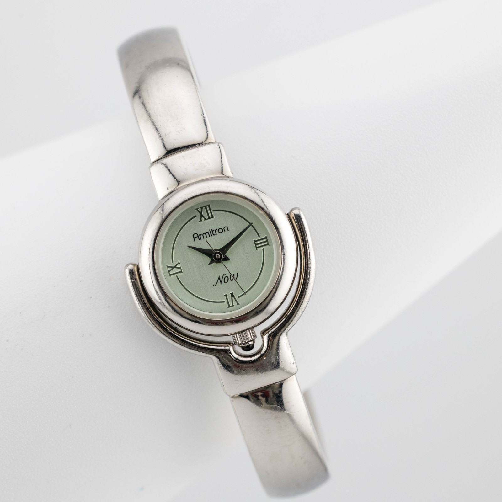 Armitron Now 75/2015-17 Quartz Analog Women’s Watch Sz. 6″ New Battery