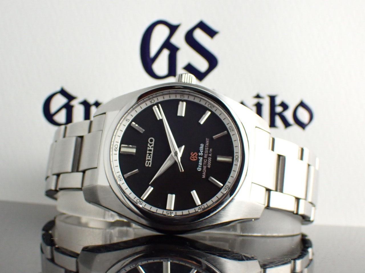 Grand Seiko SBGX093 Black Quartz 38.8mm Men’s Watch Stainless Steel