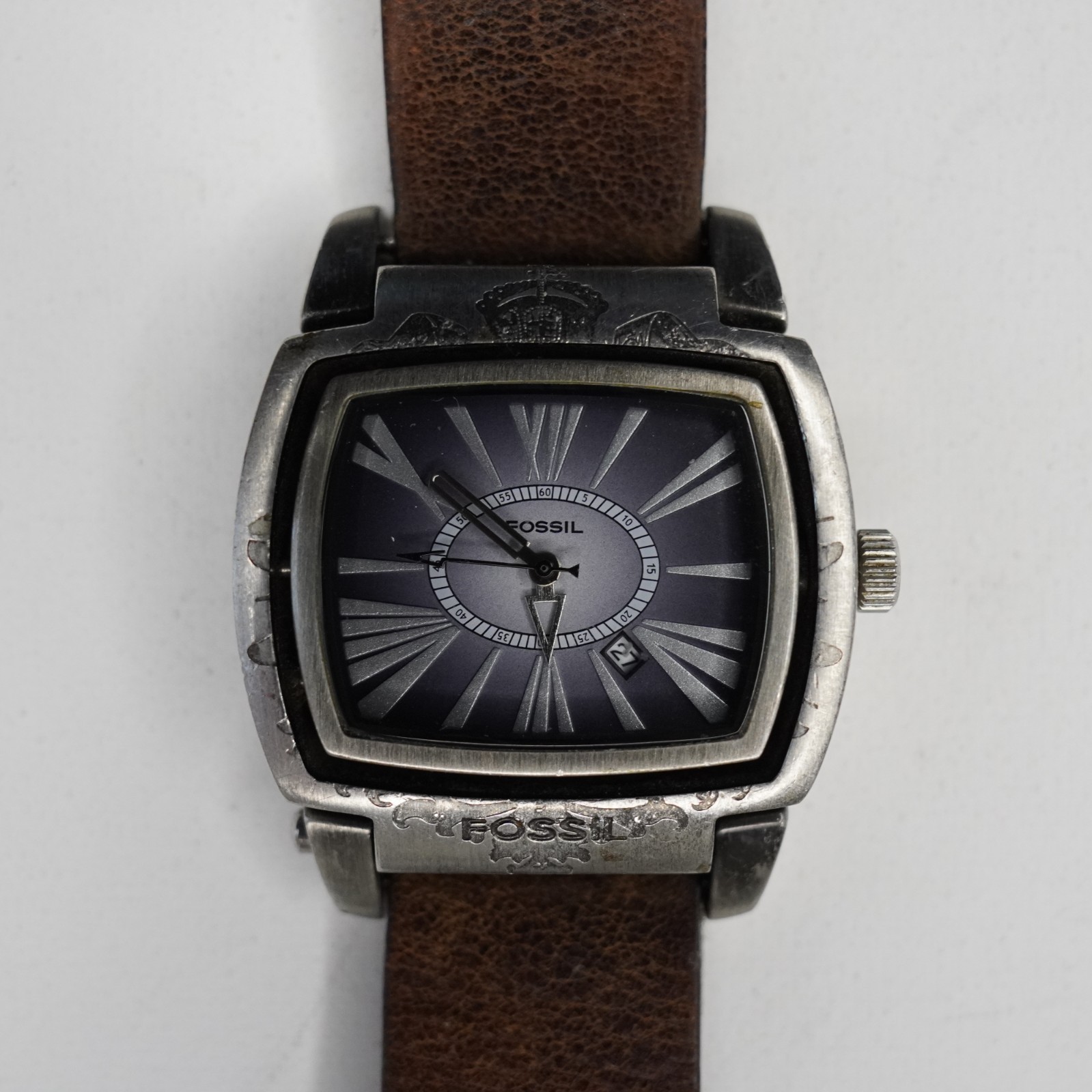 Vintage Fossil JR 9413 Flip Wide Leather Cuff Strap Day Date 36mm Watch Runs