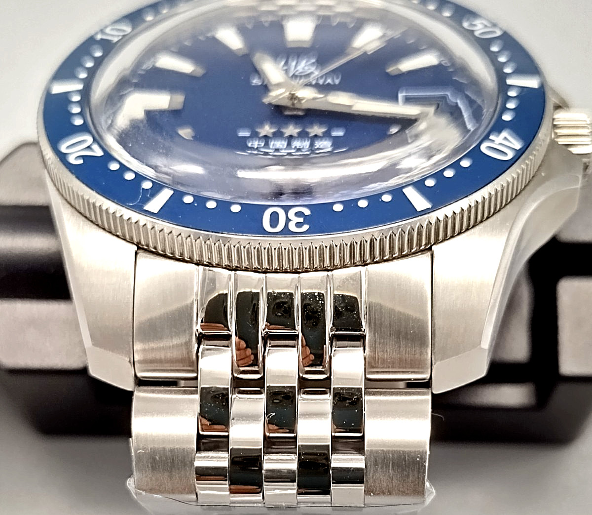 Shanghai Watch Factory Commander Dive Watch (S5200.1807.014.08)