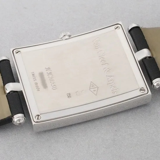 Van Cleef and Arpels Factory Diamond Does not apply 27mm #SU3231