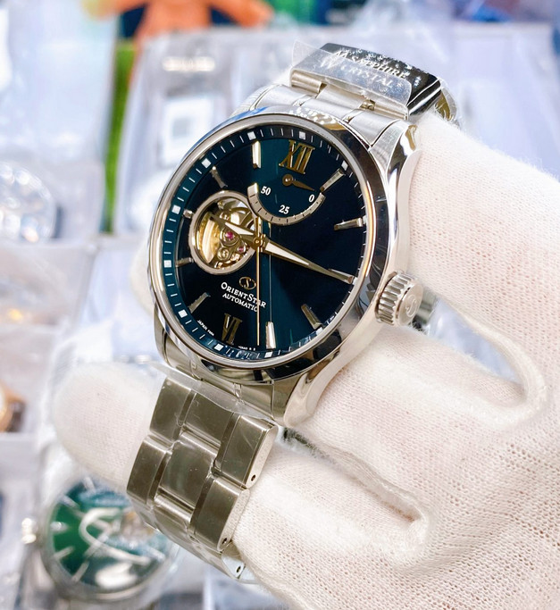 Orient Star Automatic Sapphire Crystal Green Dial Men’s Watch RE-AT0002E