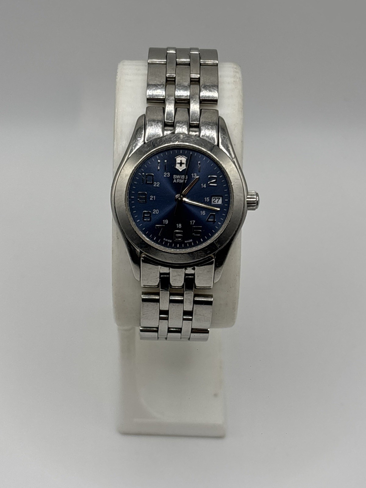 Victorinox Swiss Army 24662 Women’s Alliance Blue Dial Silver Bracelet, 27mm