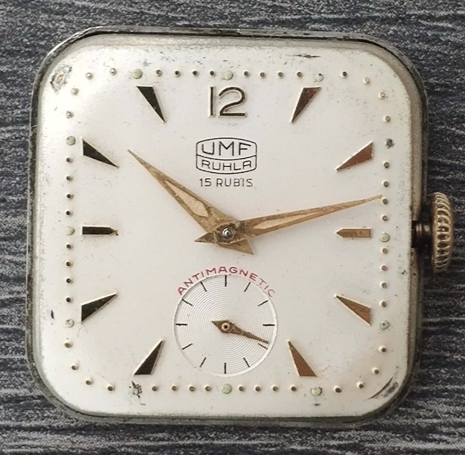 Vintage men’s amazing tear drop lugs UMF Ruhla hand-winding watch Expandro band