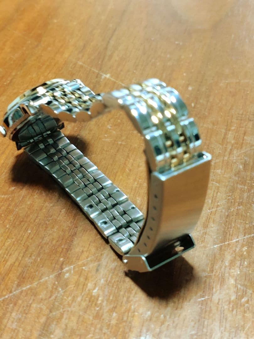 GUESS Quartz Watch Tone
