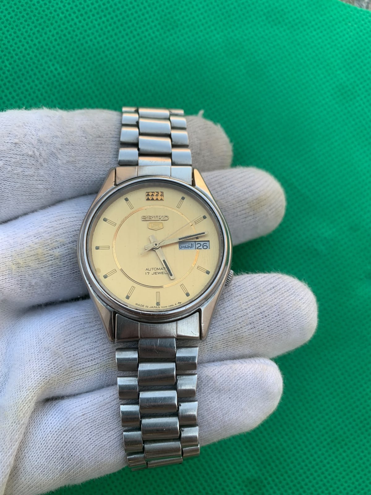 Vintage Seiko 5 Automatic 17jewels Stainless Steel men Wristwatch made in Japan