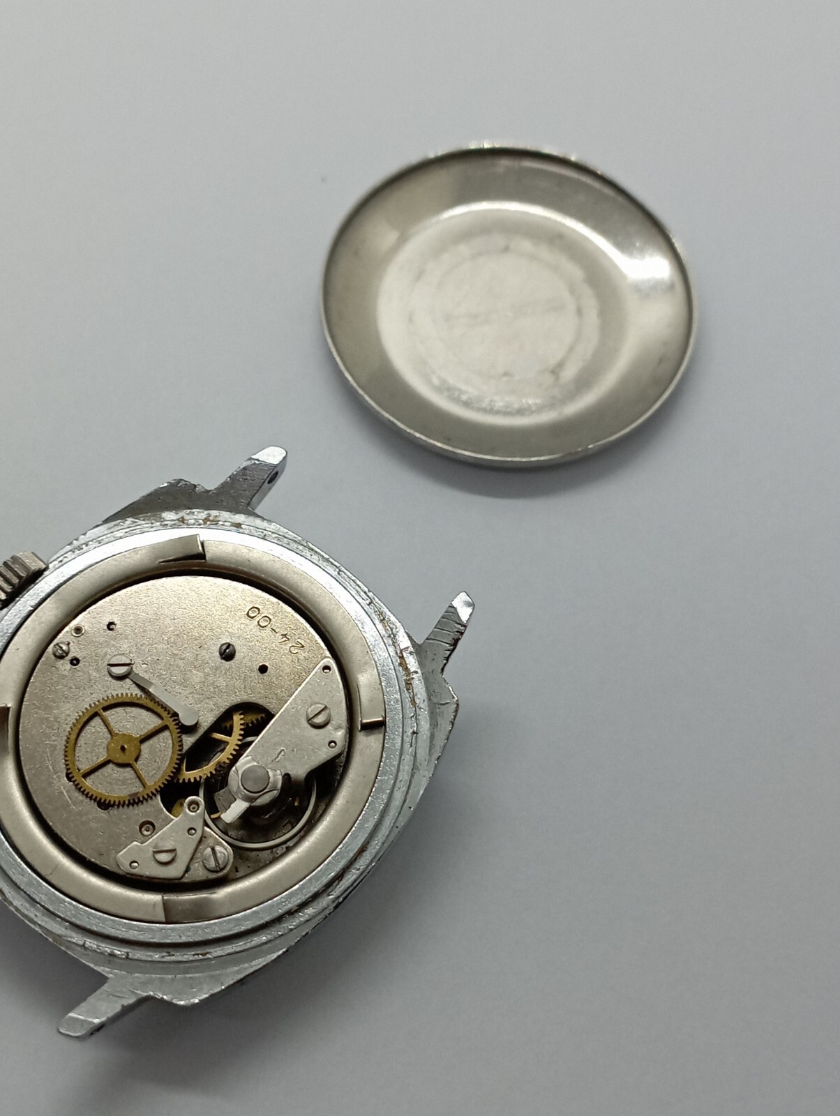 VINTAGE UMF Ruhla De Luxe Grey Dial Cal. 24-00 Germany Made Looking Good 👍