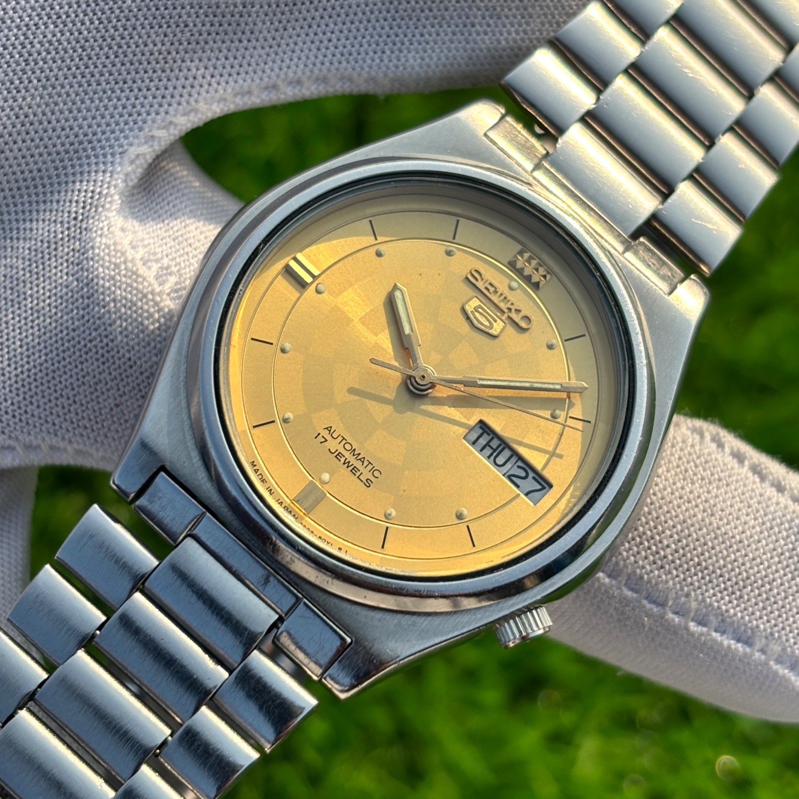 Vintage Seiko 5 Golden Sunburst Dial Automatic Japan Made Men’s Watch 7009-3171