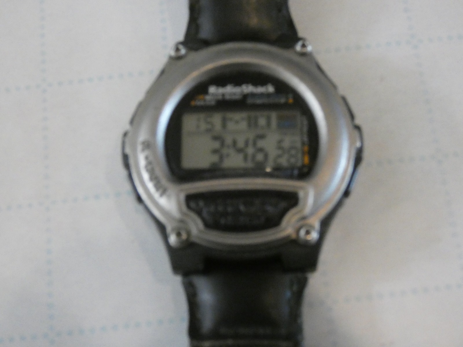 Radioshack vibration watch 63-5101 black leather and nylon band
