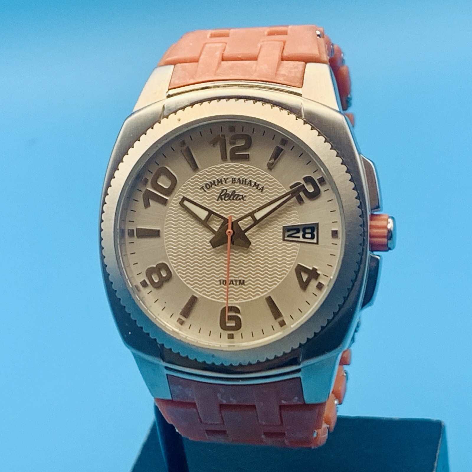 TOMMY BAHAMA RELAX RLX4000 Women’s Wristwatch Date St Steel Case Works New Batt