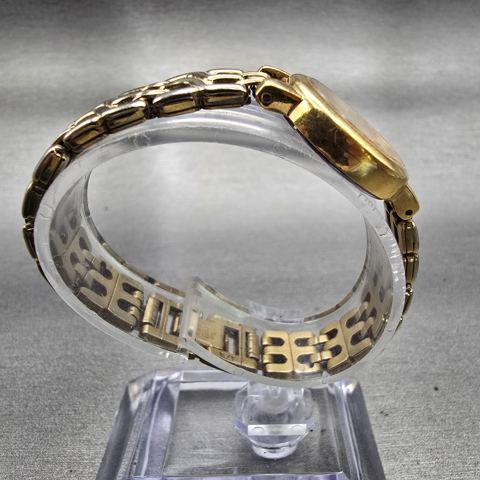 Seiko Watch Women 21mm Champagne Dial Gold Tone Round 1N00-1E09 New Battery VTG
