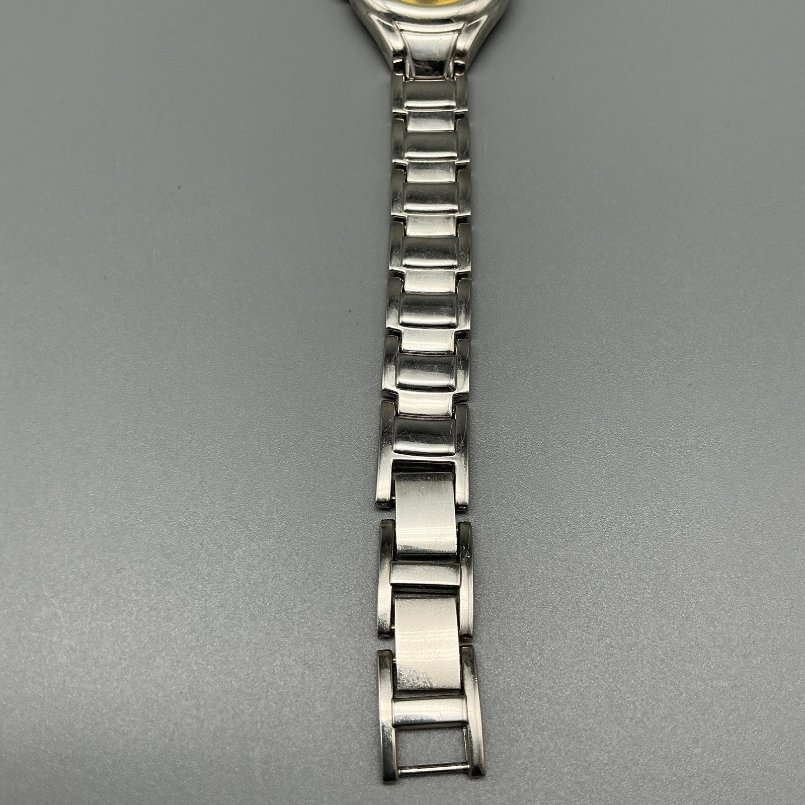 Vintage L.O.L Lots Of Love Womens Watch 25mm Yellow Smiley Dial New Battery 7.5″