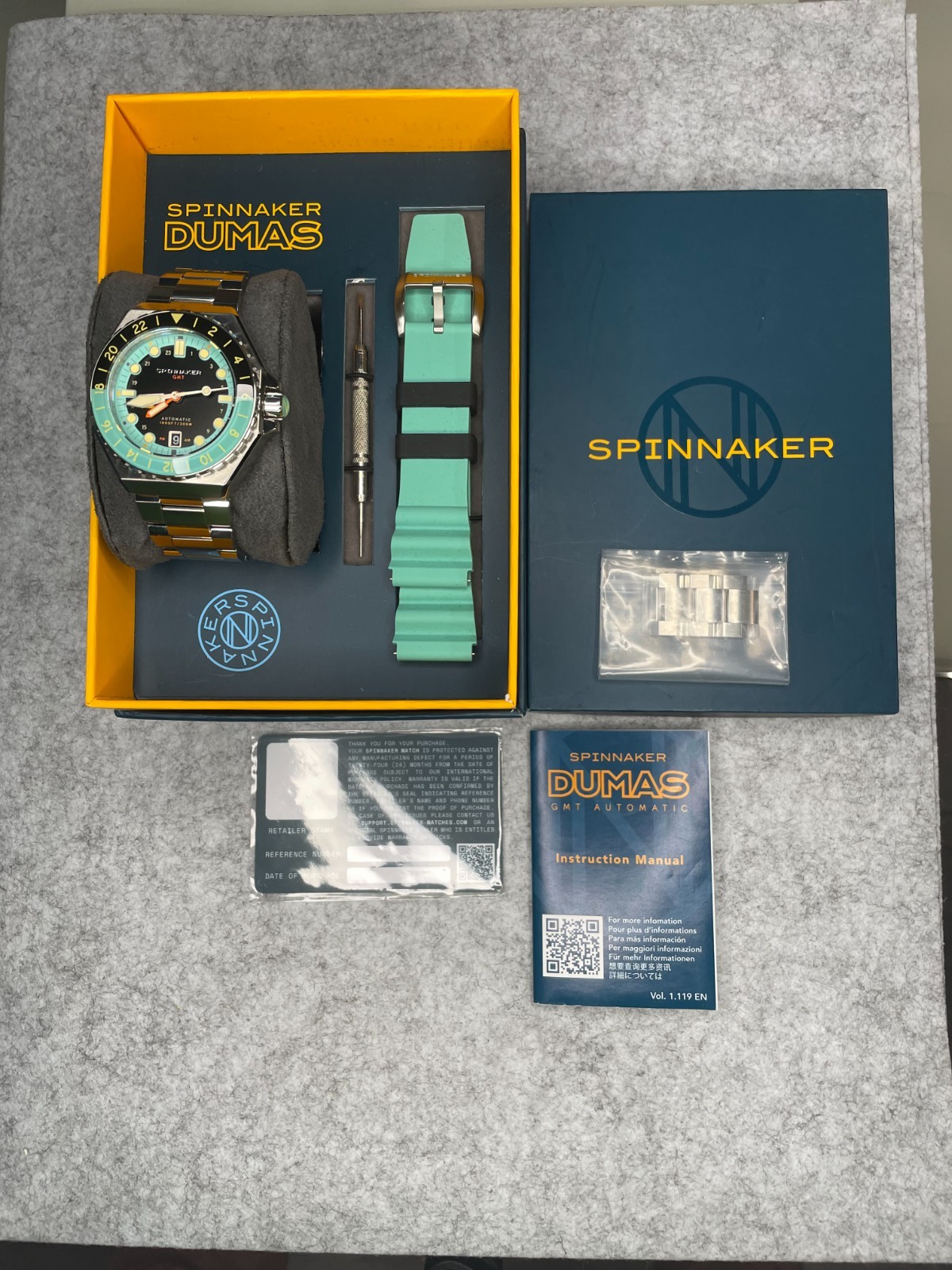 Spinnaker Dumas GMT, SP-5119-3, 43mm, Stainless, Black Dial