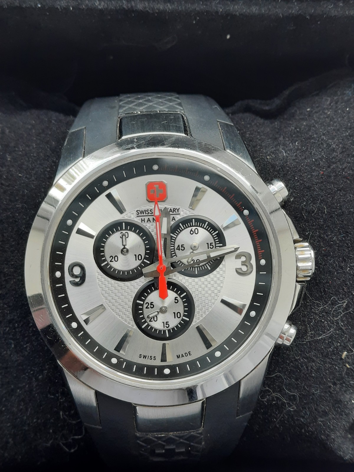 Boxed Swiss Military Hanowa Predator Chrono 06-4169.04.001 Men Watch New Battery