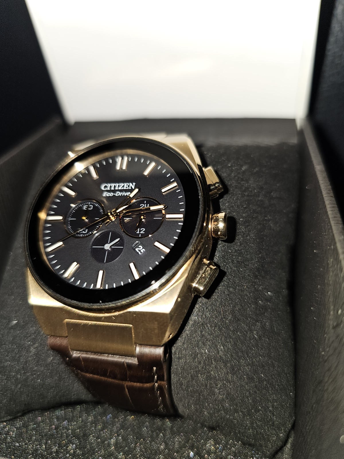Citizen Eco-Drive Men’s Analog Quartz Date 24-Hour Black Dial Leather Strap Box