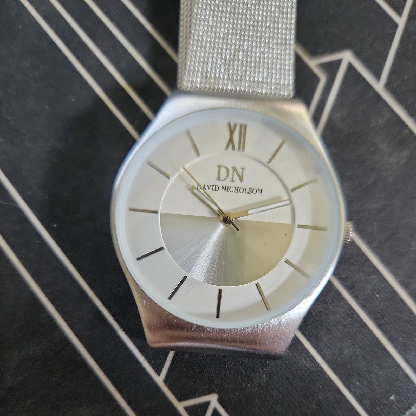 David Nicholson Watch Mens DN55.S1.S1 Classic Italian style mesh band adjustable