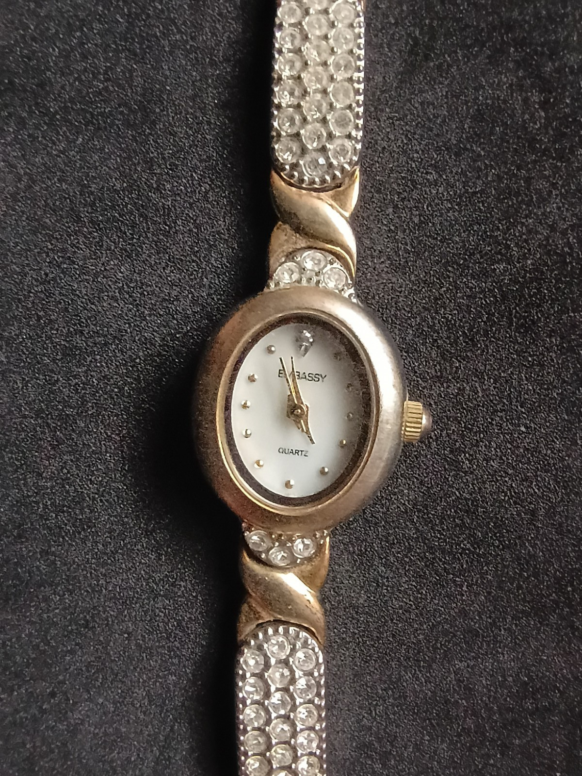Embassy GEM9053L Two Tone Quartz Analog Ladies Watch Sz. 7″ Not Tested