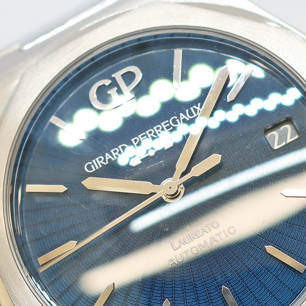 GIRARD PERREGAUX Laureato Indigo Japan 100 81010-11-3310-1GM TO290981