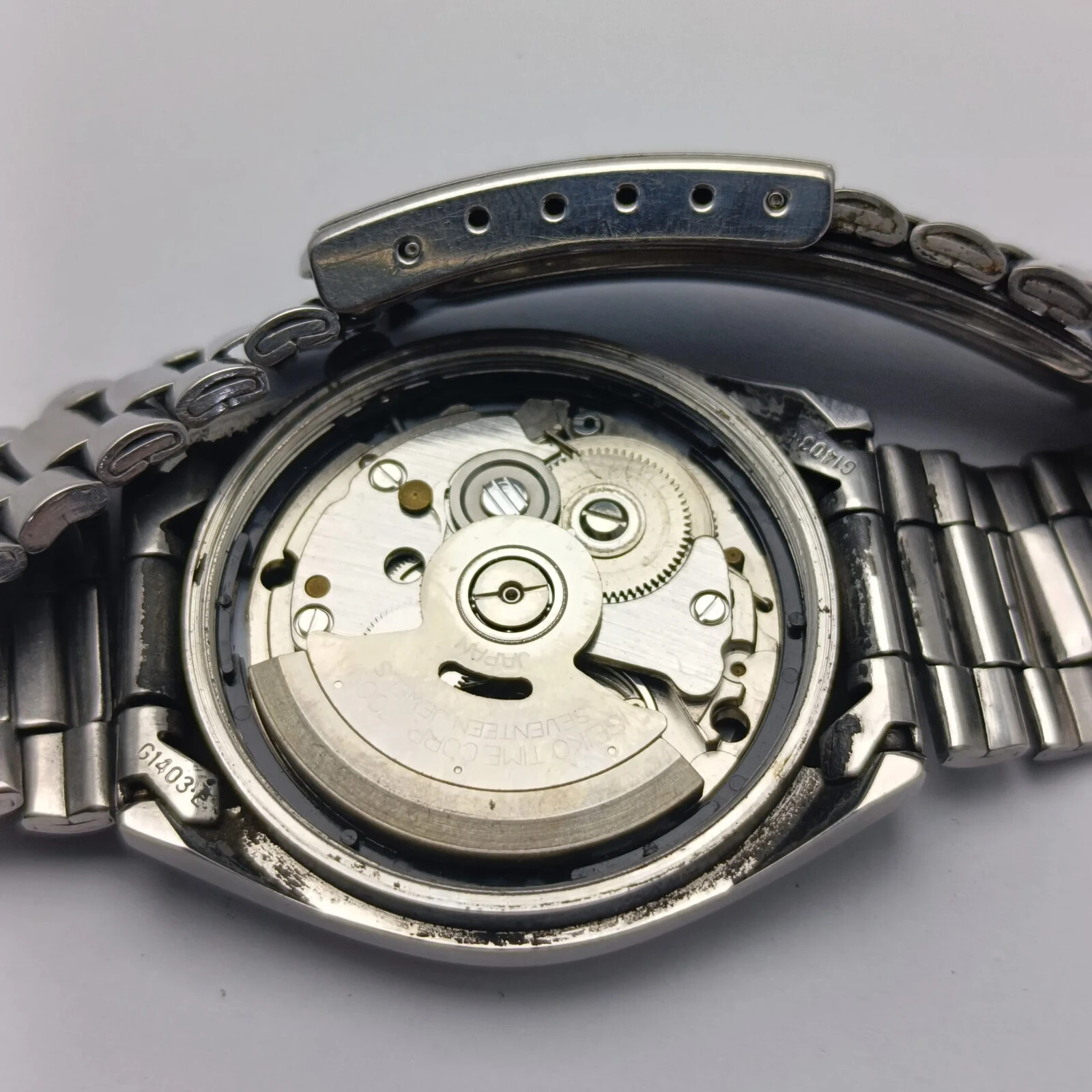 Seiko 5 Automatic 7009-6001 Day/Date Vintage Men’s Watch