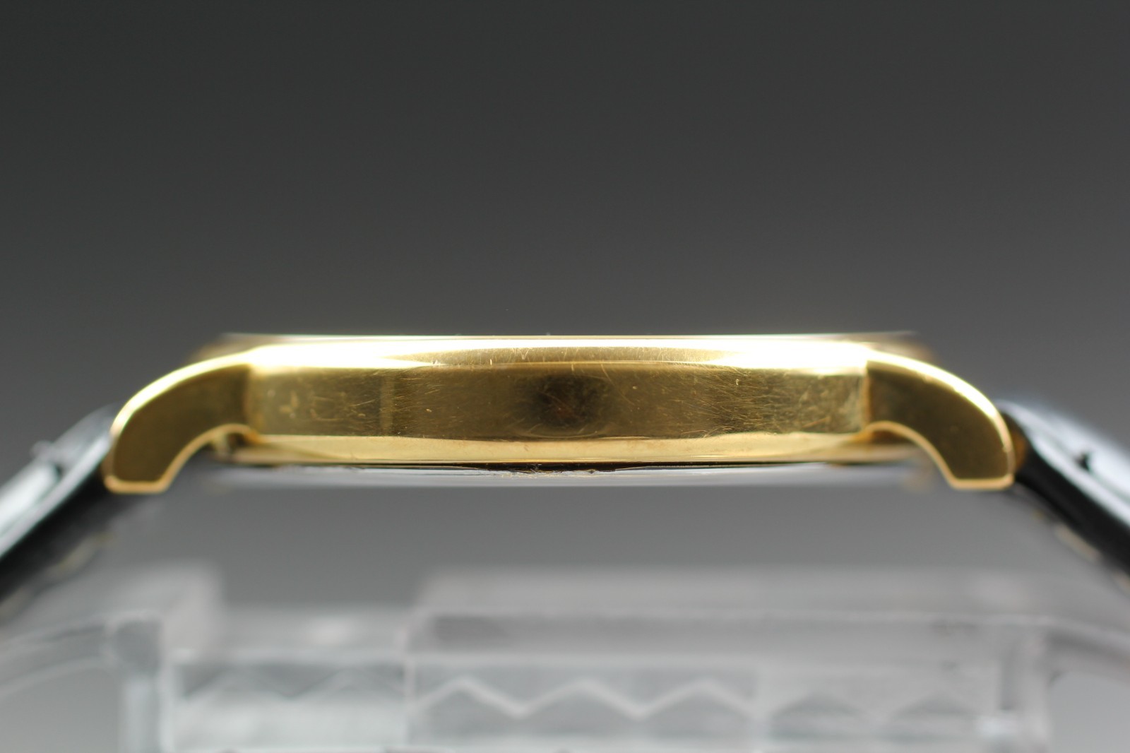 【NEAR MINT】 Longines Grand Classic L4.636.2 32mm Gold Date Quartz Men’s Watch