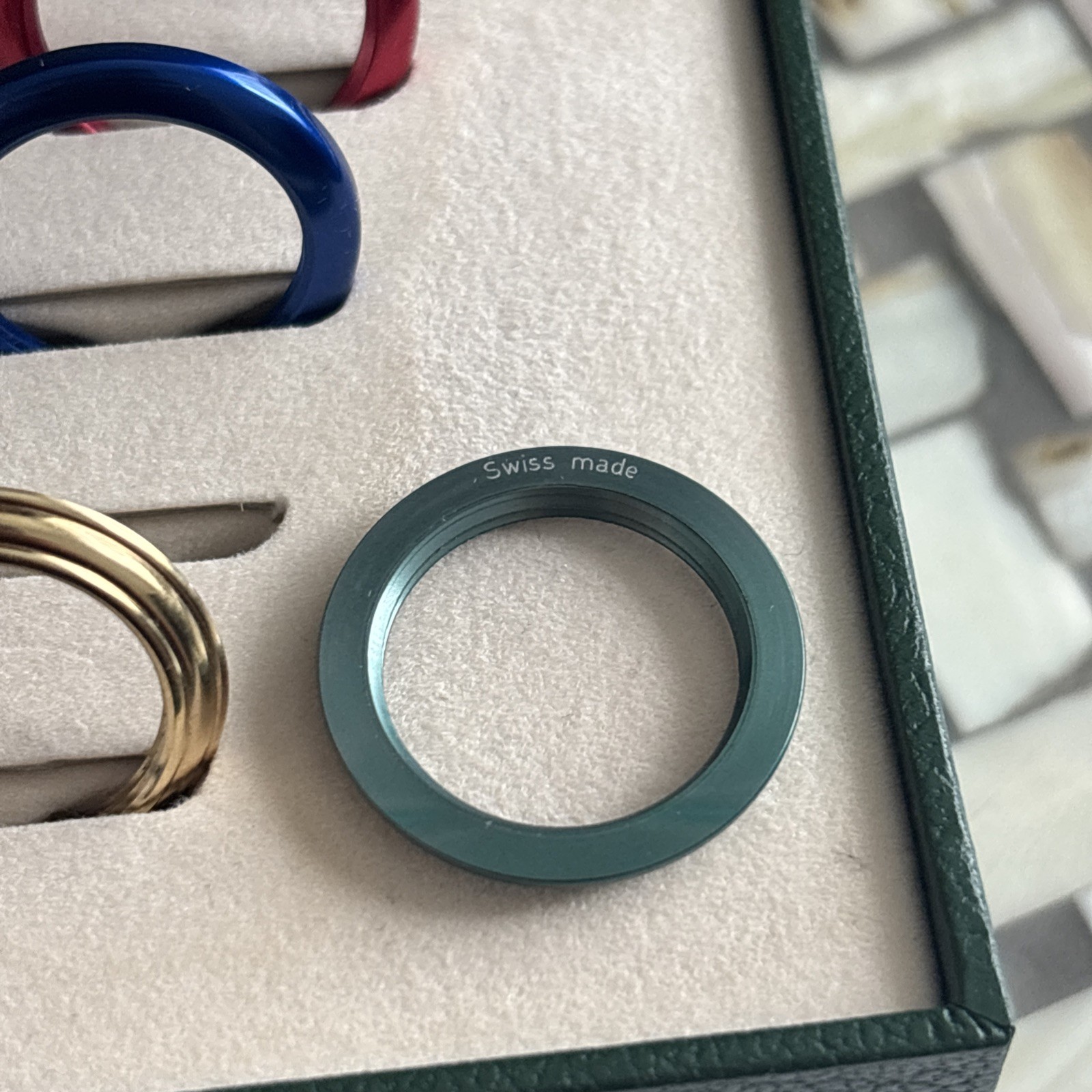 Brand New with Box Gucci Jewel Bezel SET – Gucci Bezel Watch 1100L and 11/12