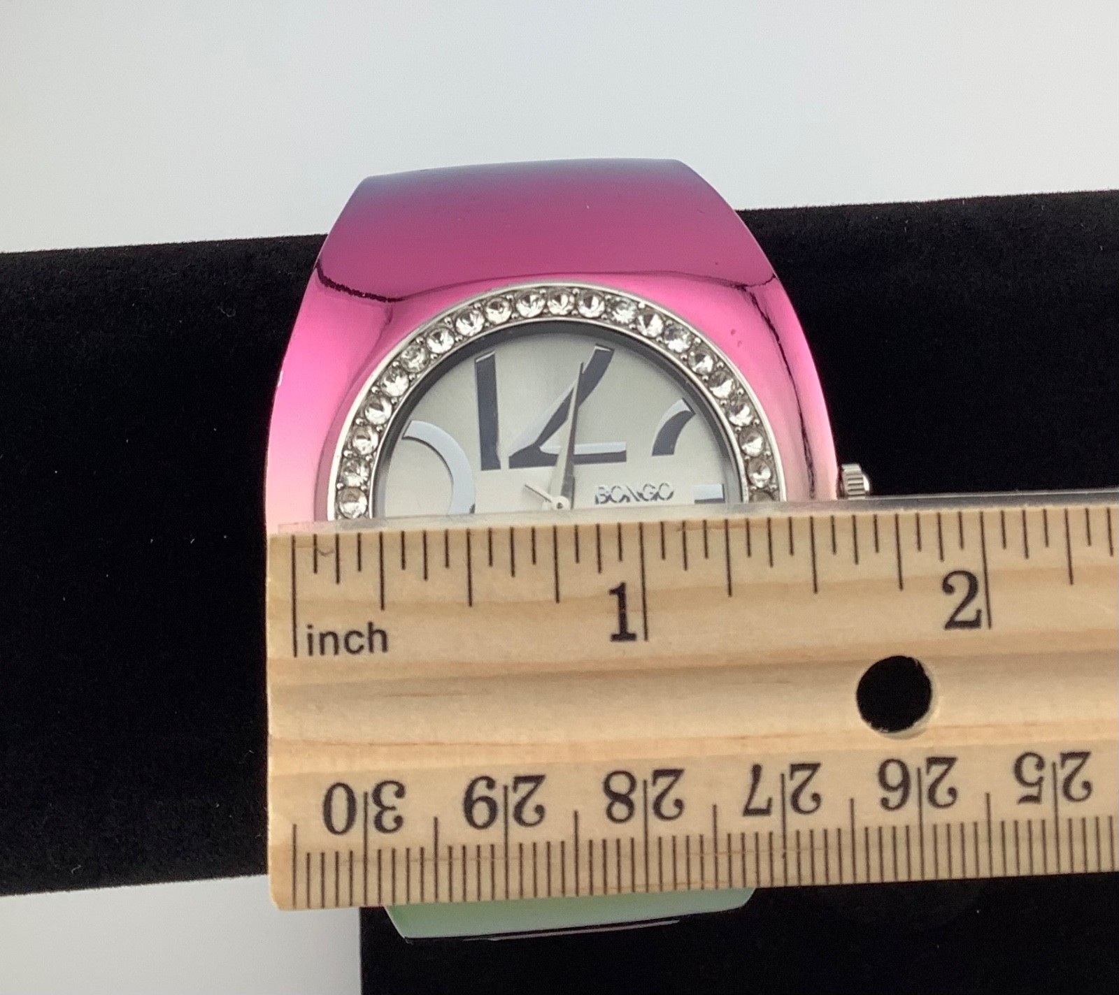 XL Y2K BONGO Women’s Cuff Watch Crystal Ombre Colors Chunky Art Pink New Battery