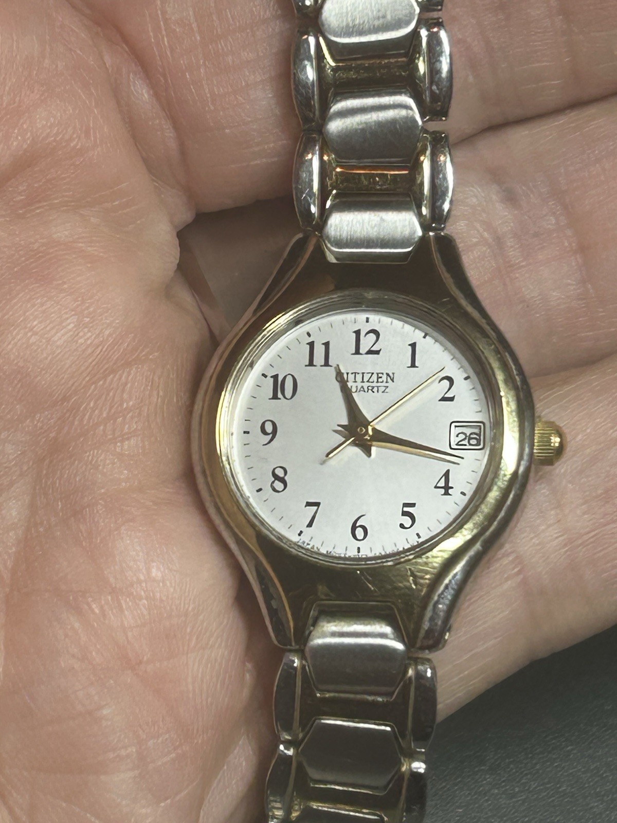 Citizen Womens Watch 23mm Silver Two Tone Date 1012-S011531 New Battery