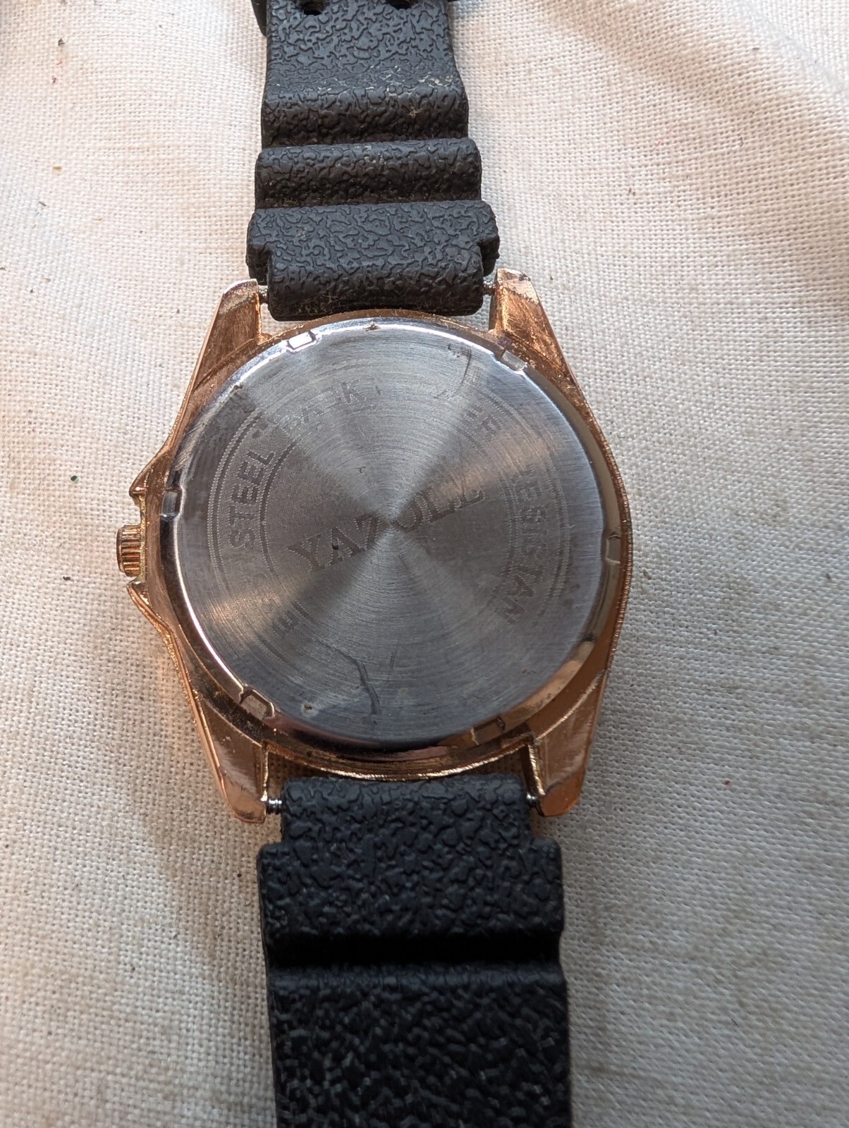 Yazole Quartz Watch with Resin Two Piece Strap