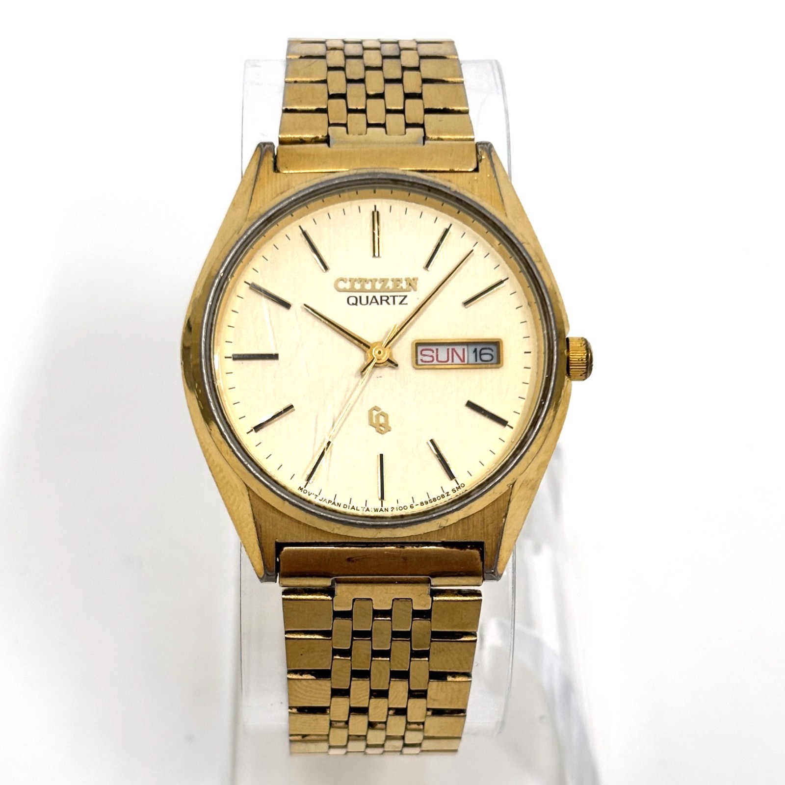 Vintage 1985 Citizen Quartz Gold Tone Day Date Watch Orig Bracelet New Battery