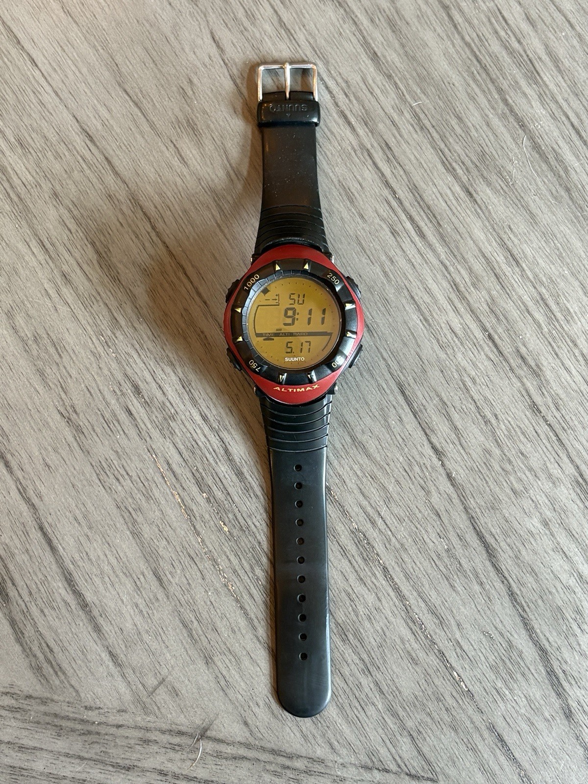 SUUNTO Altimax Watch (New Battery!)
