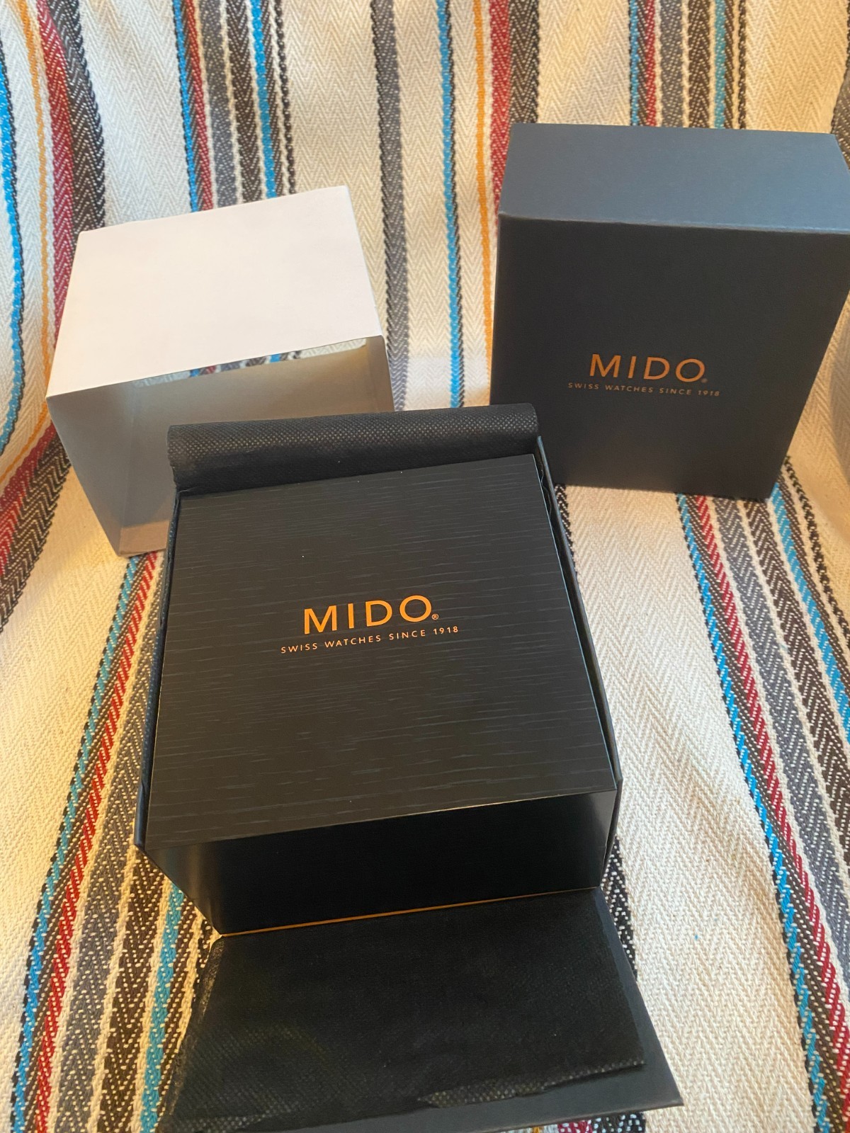 Mido Commander Blue Gradient M021.407.11.411.01