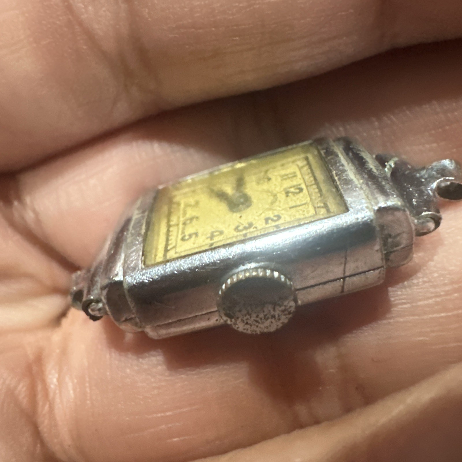 VINTAGE WW2 ERA Sacambo TANK 15mm Antique SWISS LADIES Manual Wind For Repair