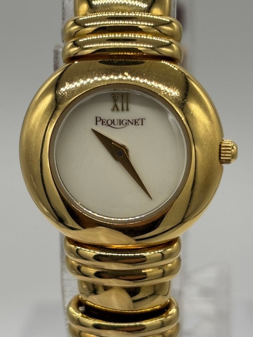 Pequignet Quartz White Ladies Watch 5747 Japan Working Condition 07714