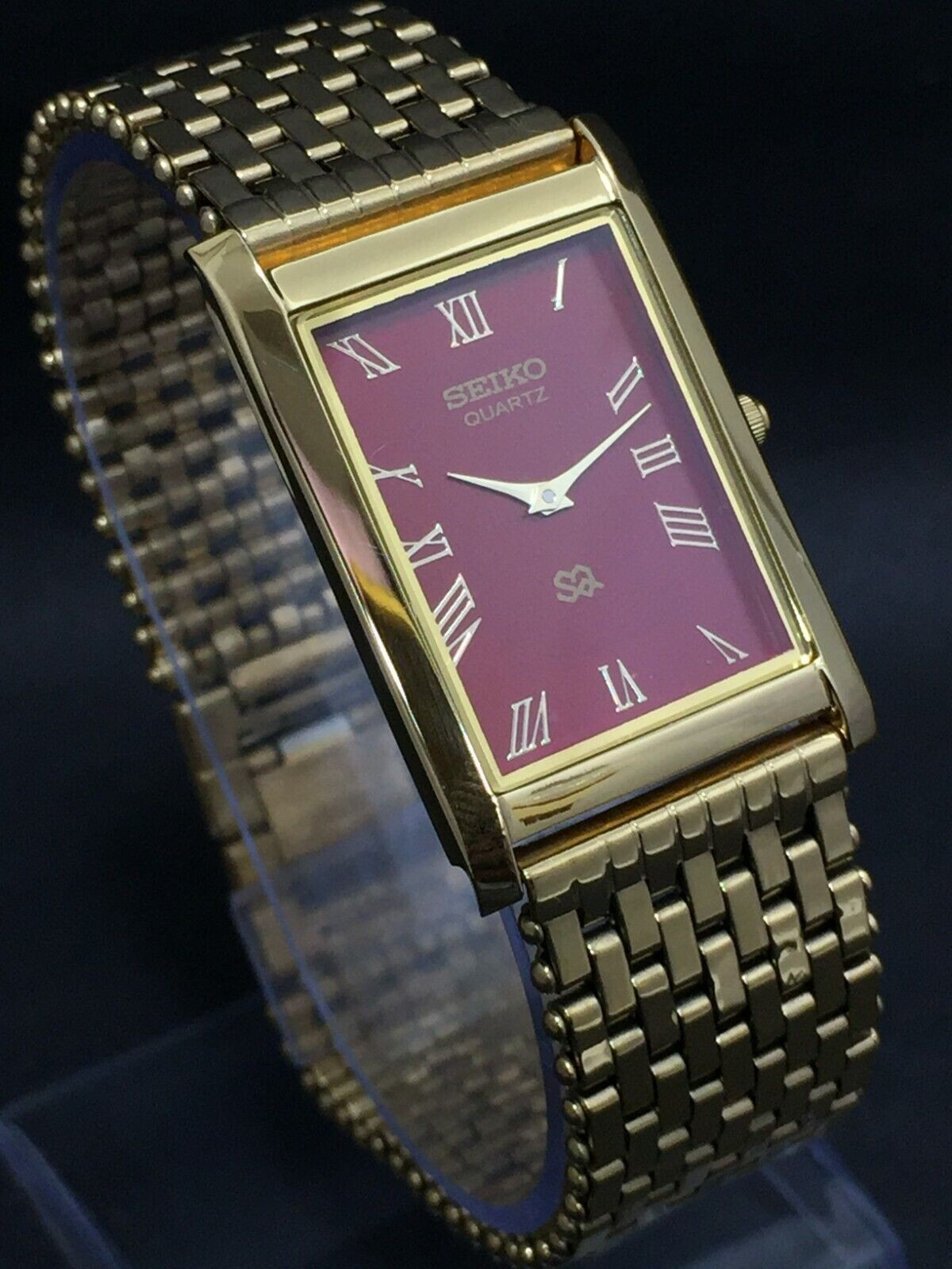 Vintage Seiko Slim Quartz Men’s Wrist Watch – Comes With New Battery, New Band
