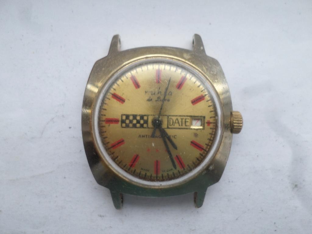 Vintage old RARE MECHANICAL WATCH GERMANY RUHLA DE LUX UMF GDR,not working