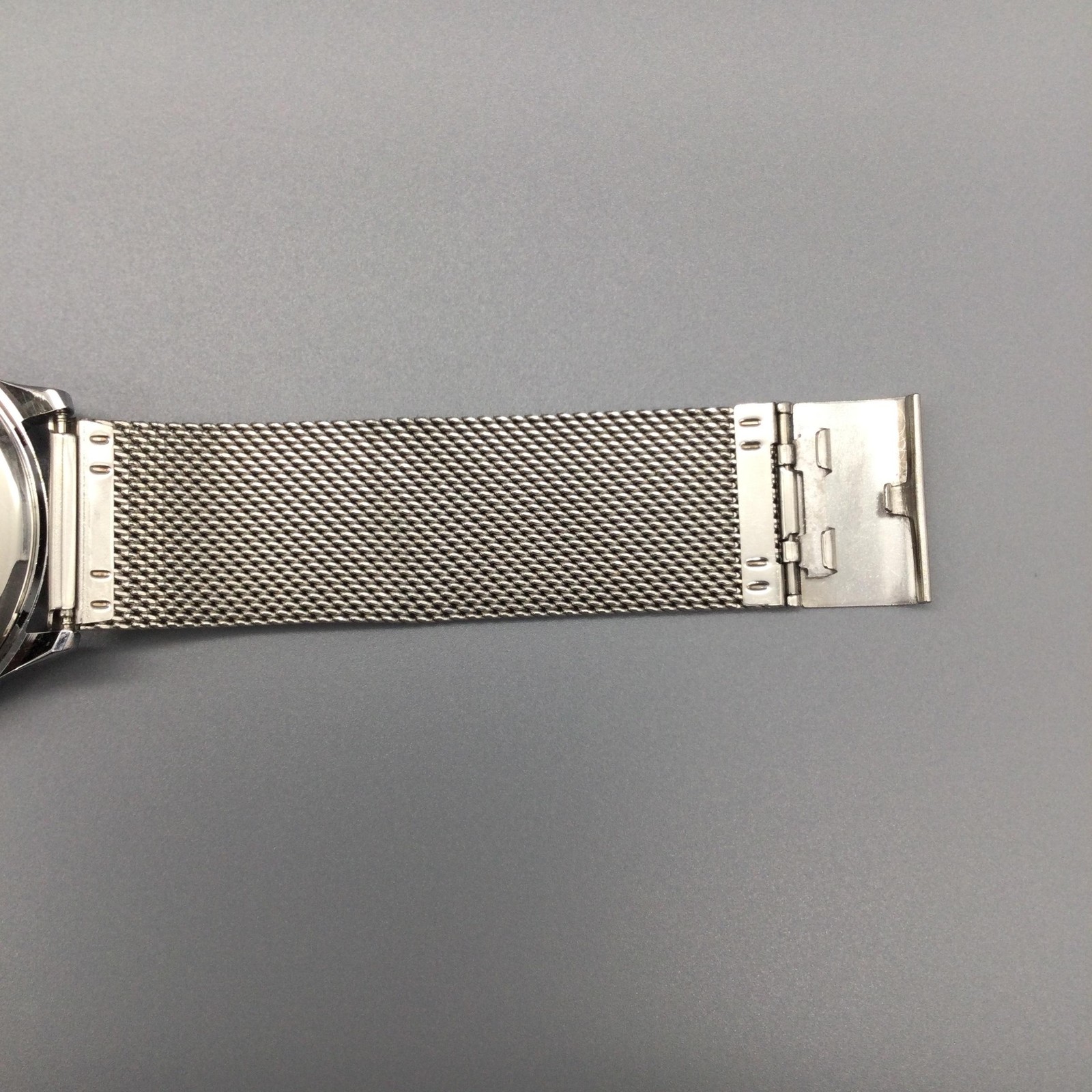 CRRJU Mens Watch 43mm White Stainless Steel Mesh Band 2167 New Battery