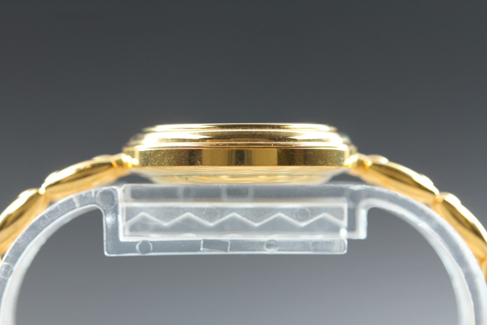 GUCCI Change Bezel 11/12.2 6 Colors Gold Quartz Women’s Watch [Near MINT]