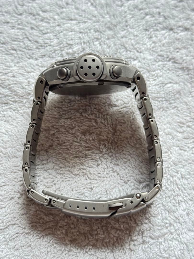 Casio Pro Trek PRT-3000 Titanium Watch wrist 19.5cm/7.7in