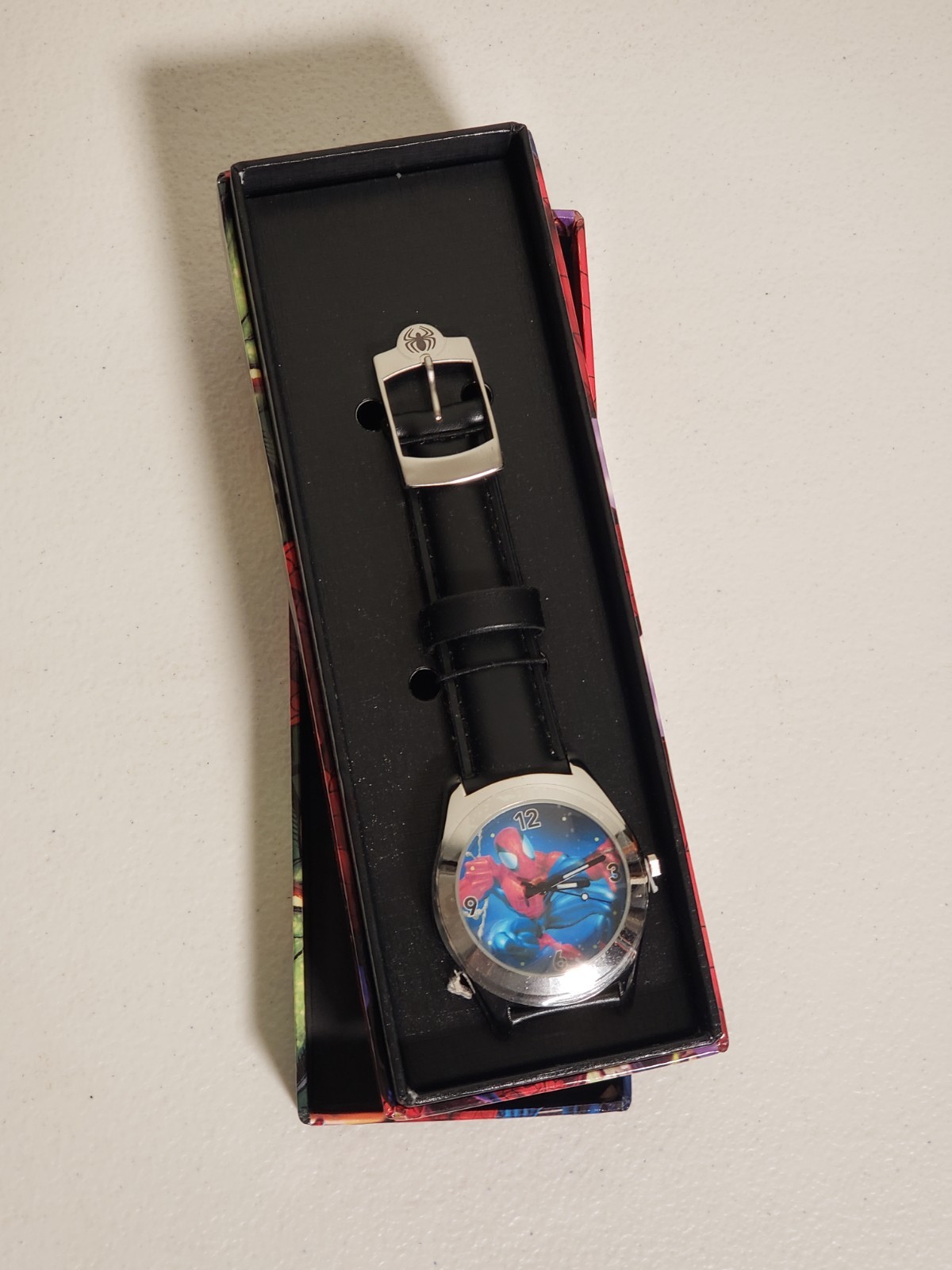 Marvel Spiderman Collectible Watch In Comic Strip Box