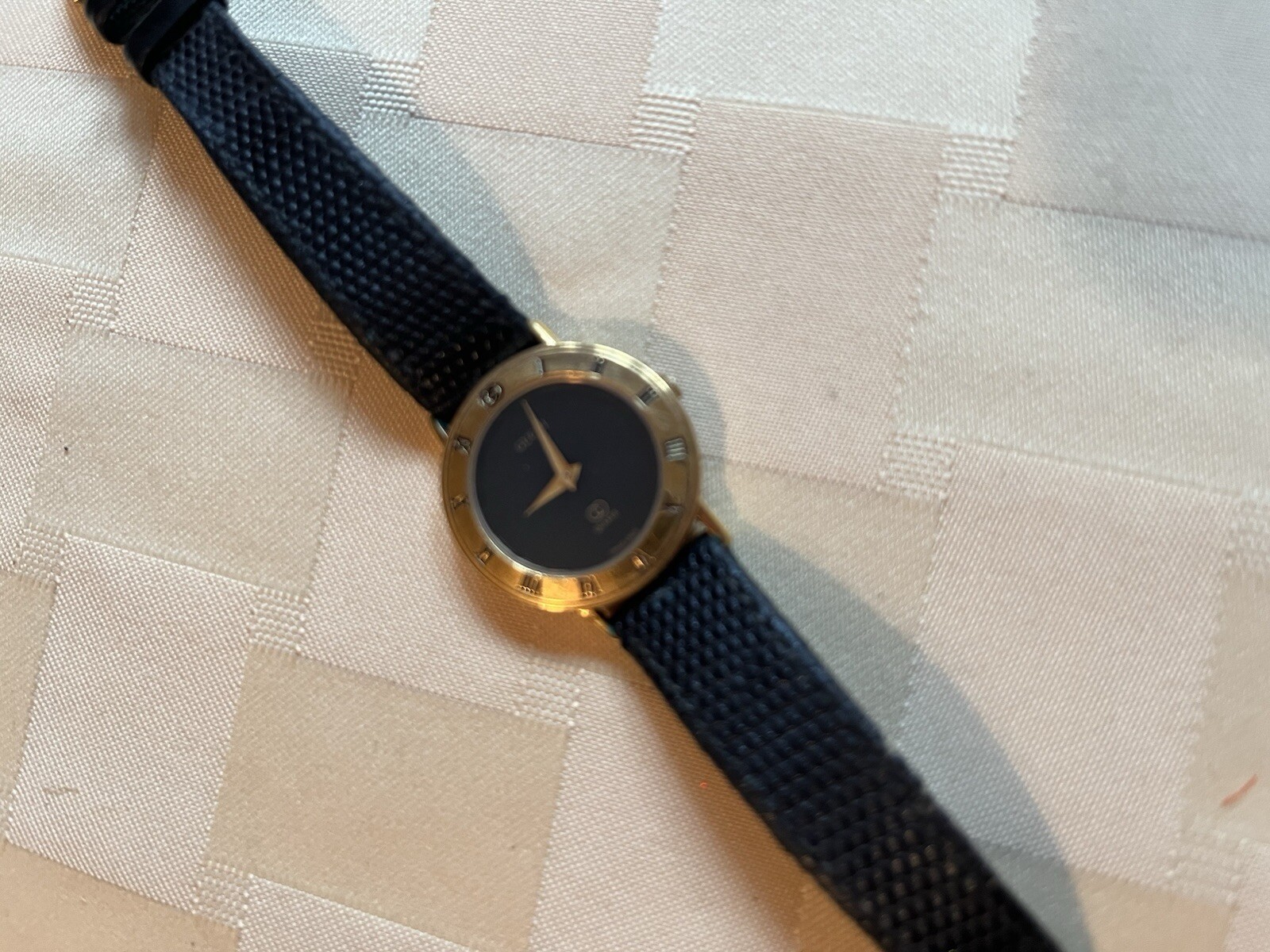 Vintage (1986-ish) Gucci 3000L 18k Gold Plated Women’s Watch