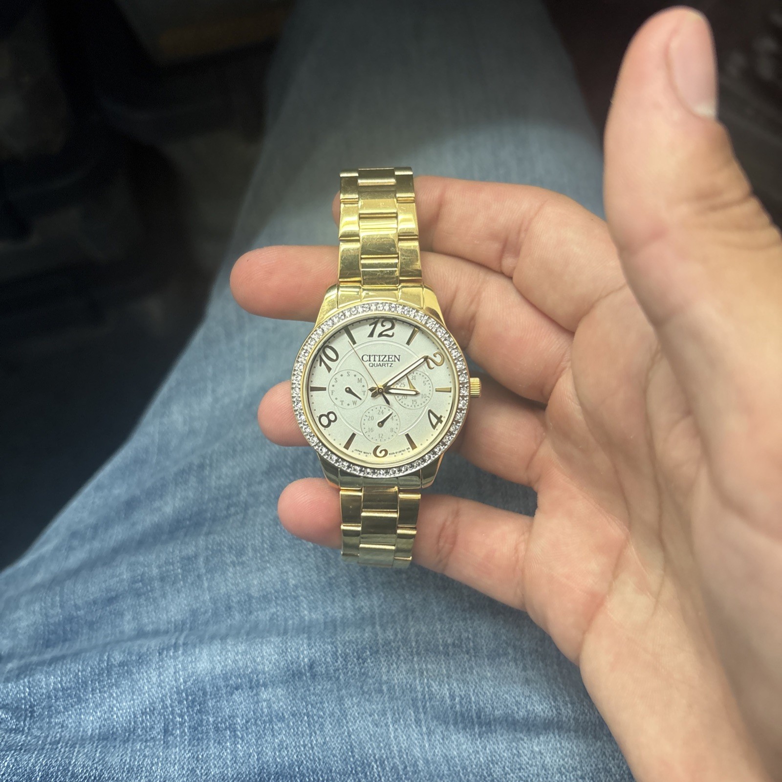 citizen quartz watch for men Gold Plated White Dial Fits Wrist Size 7 3/4”