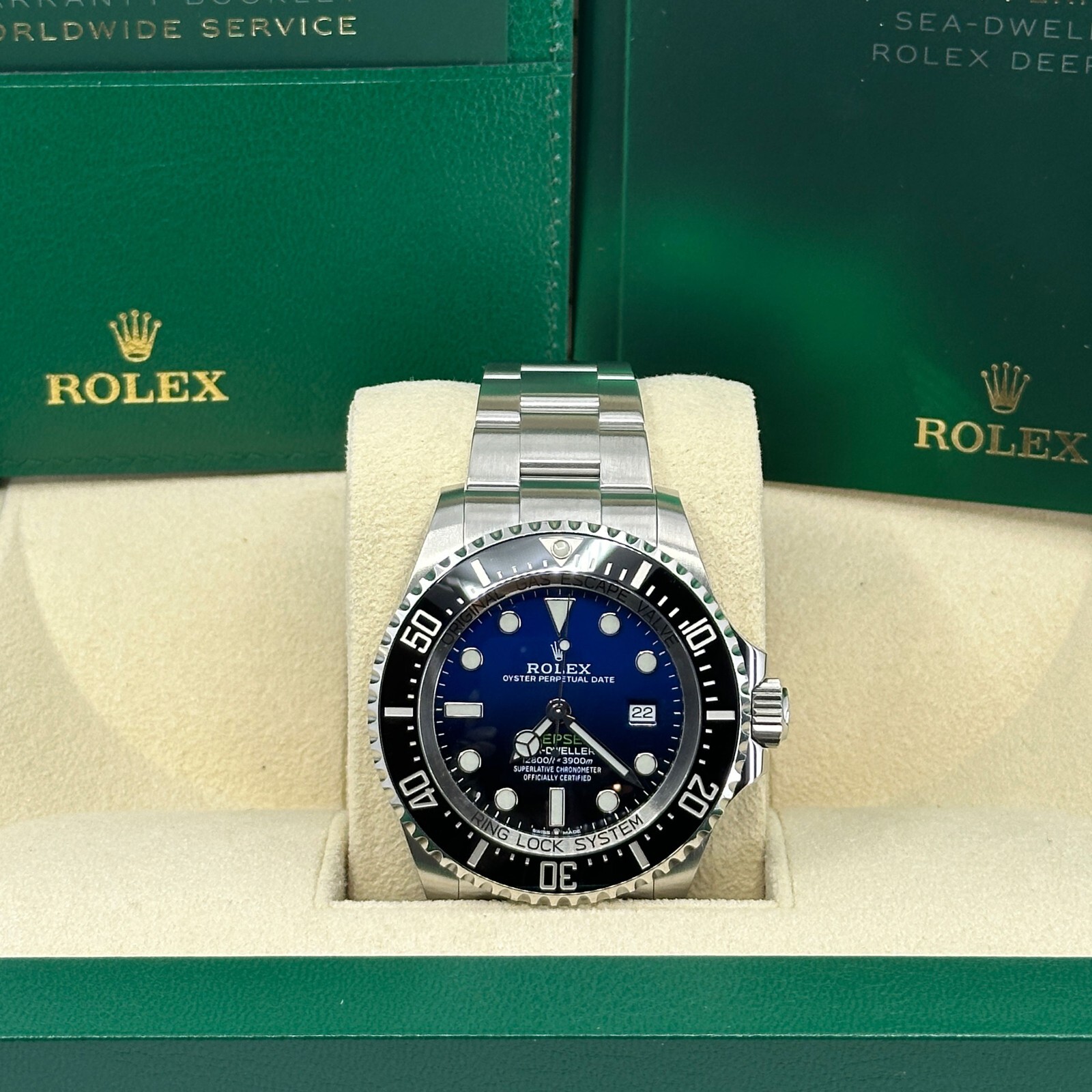 Rolex Deepsea JAMES CAMERON 44mm, D-Blue Dial, Oyster 126660-0002 Mint 2022