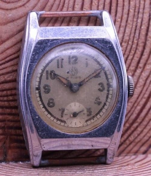 VINTAGE MEN’S TANK WRIST WATCH 26.3×36.6mm CASE 16.2mm LUG FOR REPAIR (KN)
