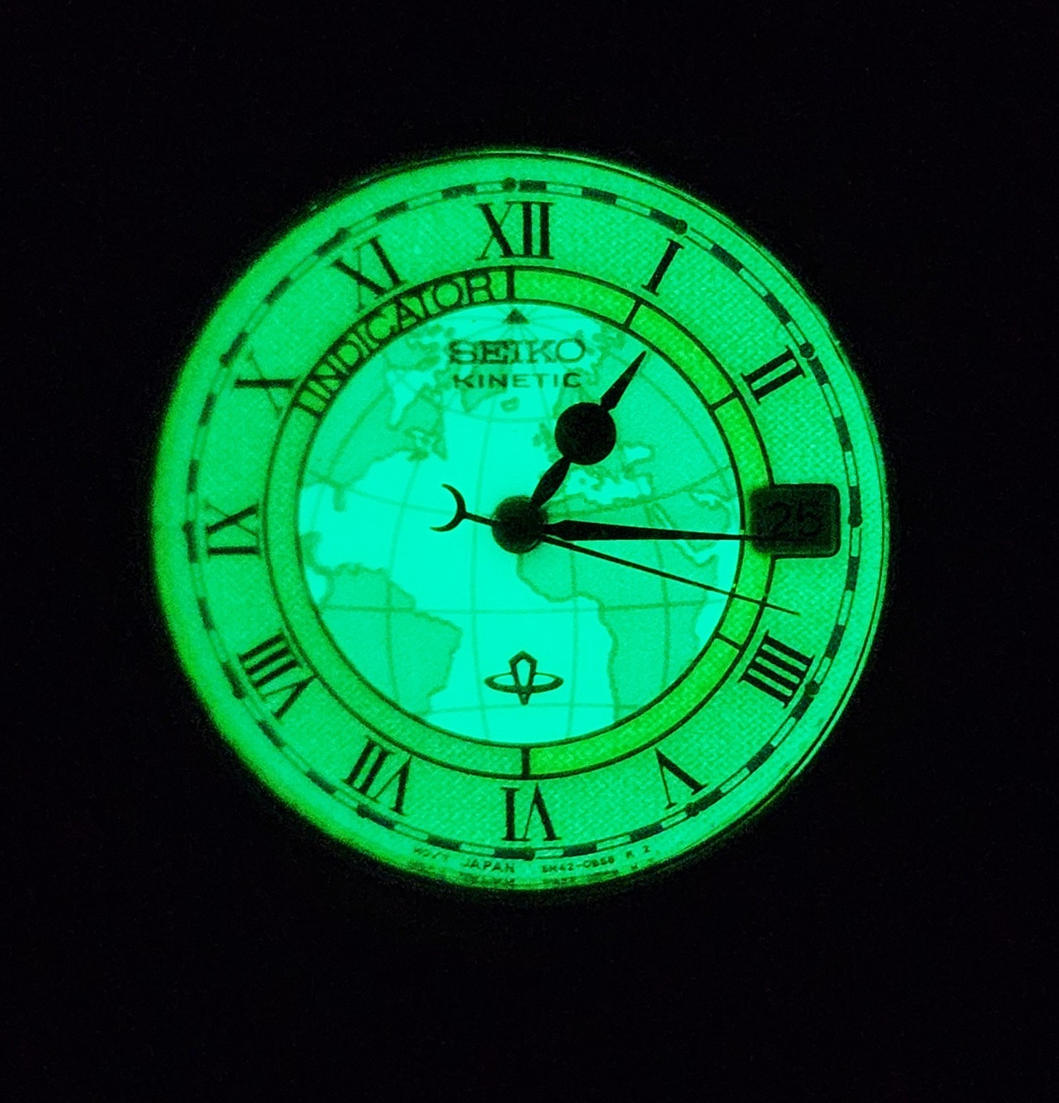 RARE,UNIQUE Men’s KINETIC Watch SEIKO 5M42-0A90. New Capacitor. Luminous Dial