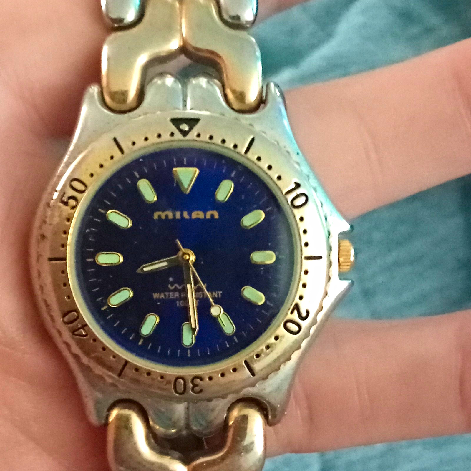 Milan Women’s Quartz Analog Wristwatch Blue Dial Two-Tone Metal Bracelet 100m